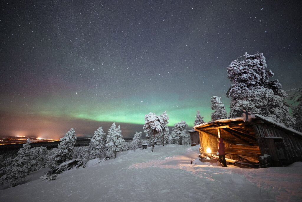 SUOMEN MATKAILUVINKKEJÄ JA HYÖDYLLISYYTTÄ